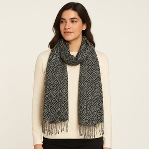 Two’s Company | Black Gray Diamond Print Fringe Scarf OS
